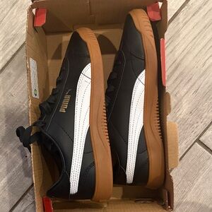 Puma Black and White Sneakers with Brown Sole